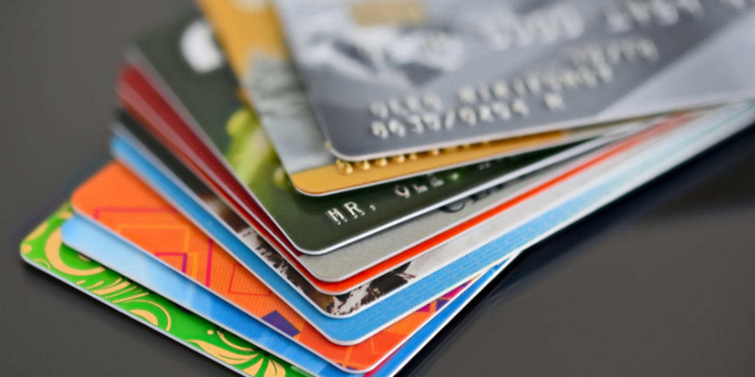 Jenis Kartu Kredit BCA: Rewards, Syarat, dan Cara Pengajuan
