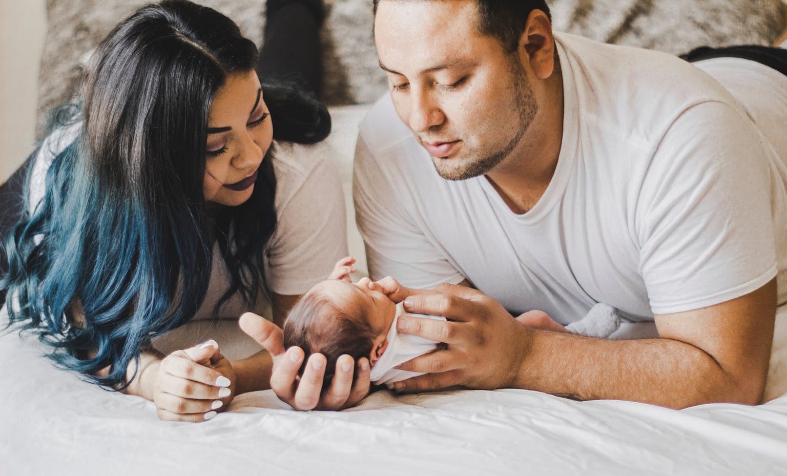 Proteksi ibu dan calon bayi dari risiko kesehatan dengan asuransi melahirkan