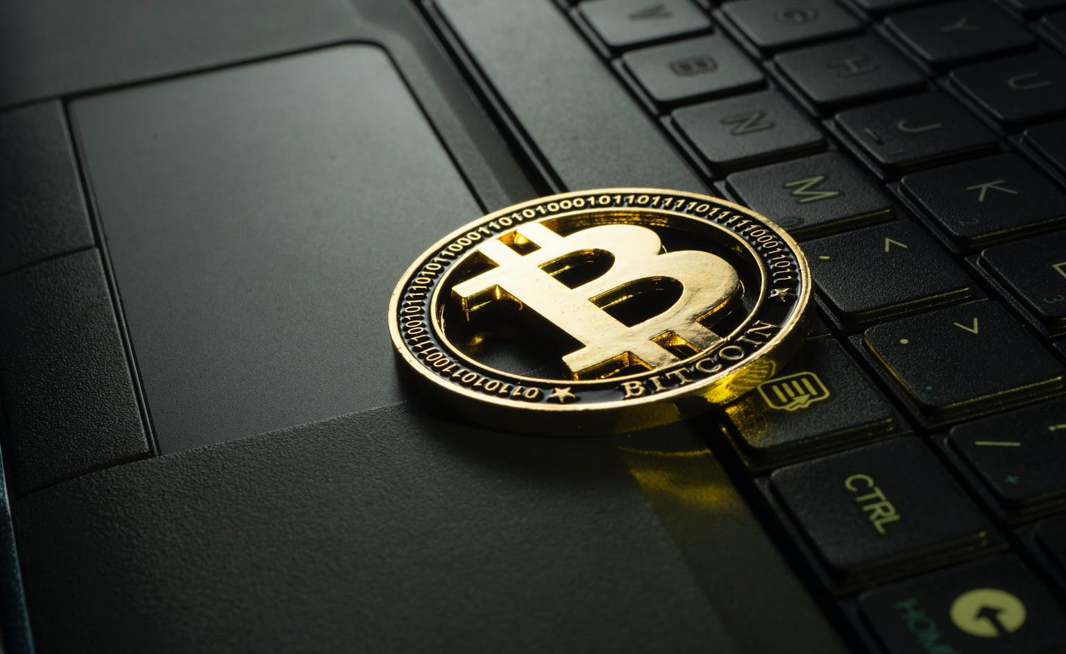 Bitcoin menjadi aset investasi cryptocurrency paling populer