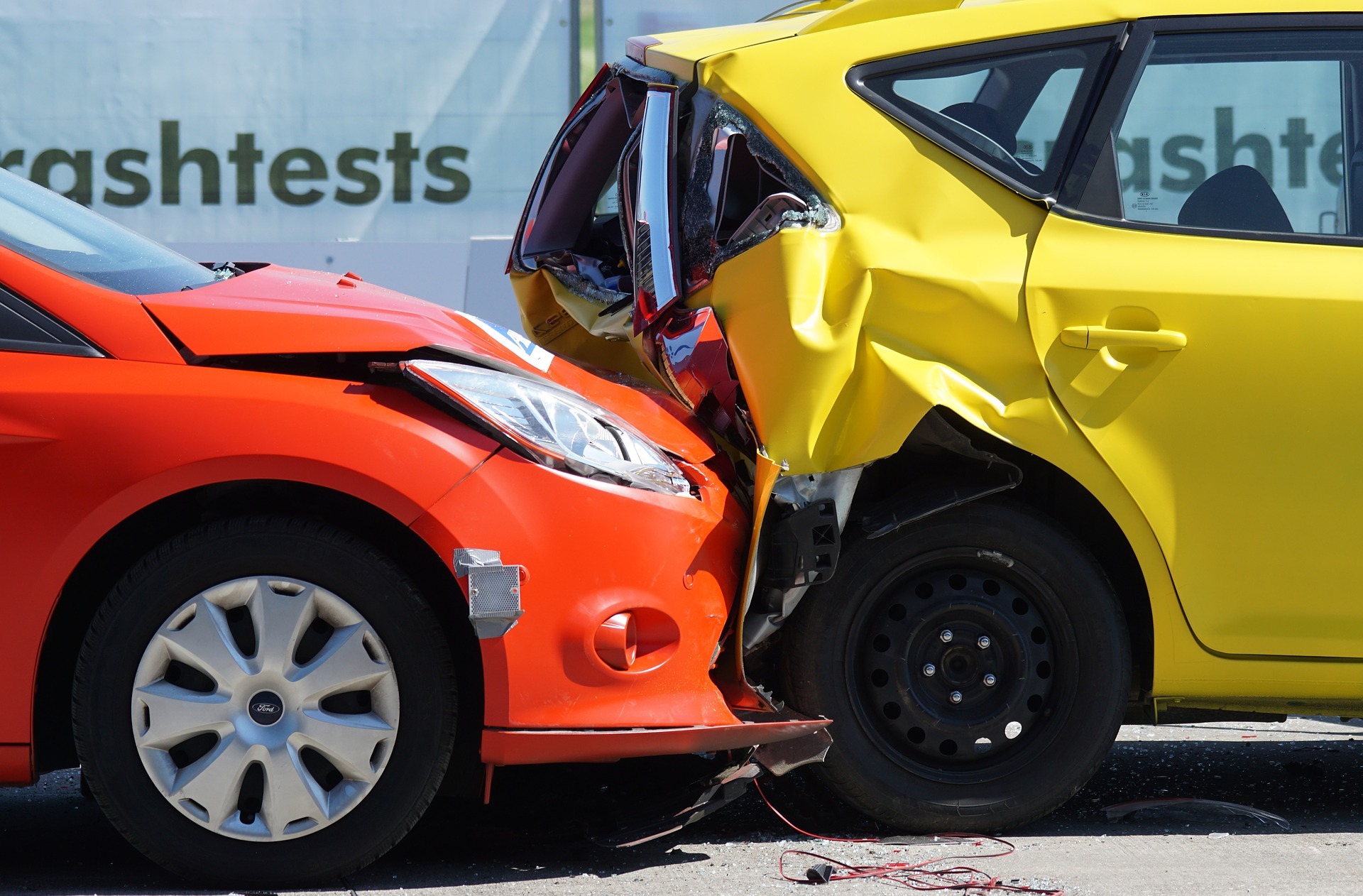 Asuransi Maybank melindungi kerugian atas kerusakan kendaraan, rumah, hingga keselamatan jiwa