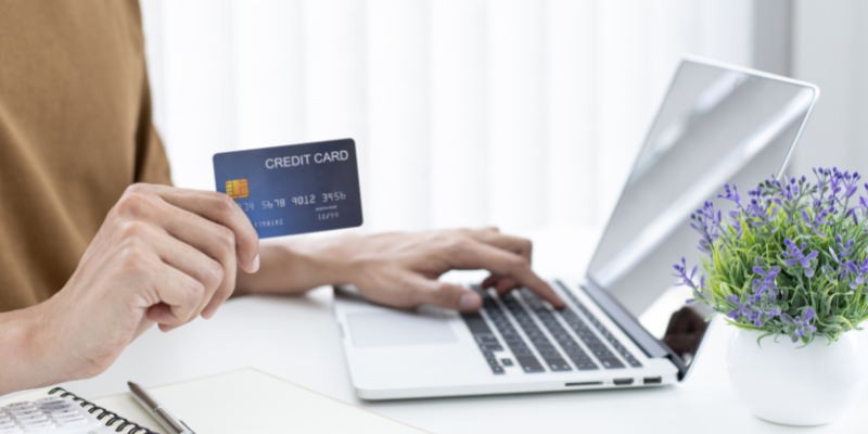 Gunakan kartu kredit dengan tepat dan lengkapi dengan asuransi
