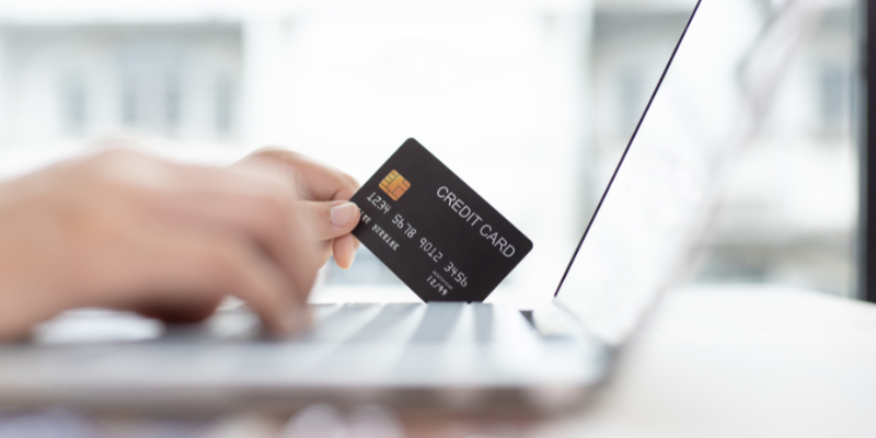 Transaksi dengan cerdas agar tidak rugi gunakan kartu kredit