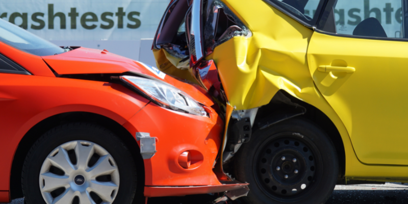Asuransi mobil menjamin kerusakan parah akibat kecelakaan