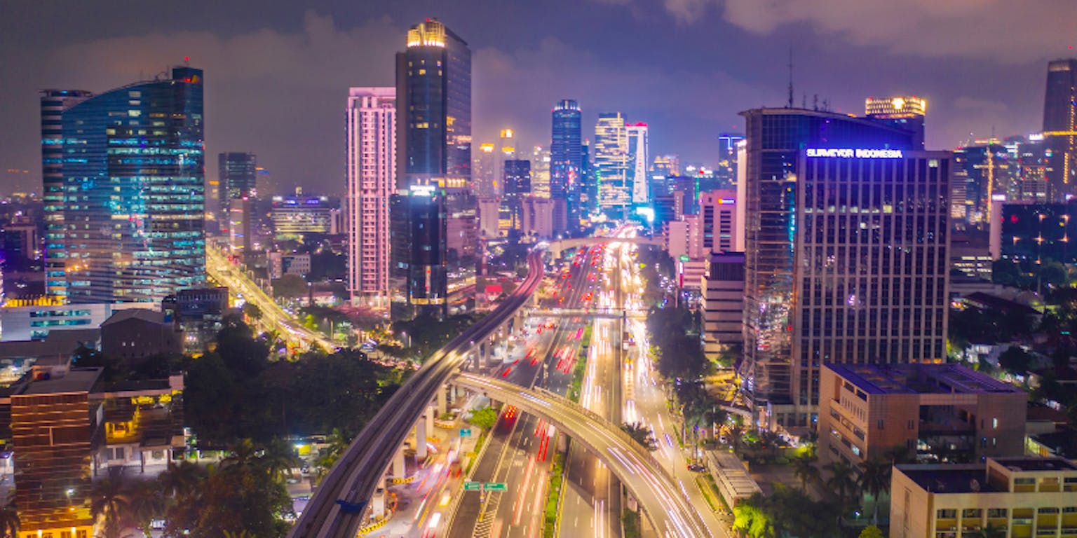 Panorama Jakarta di malam hari