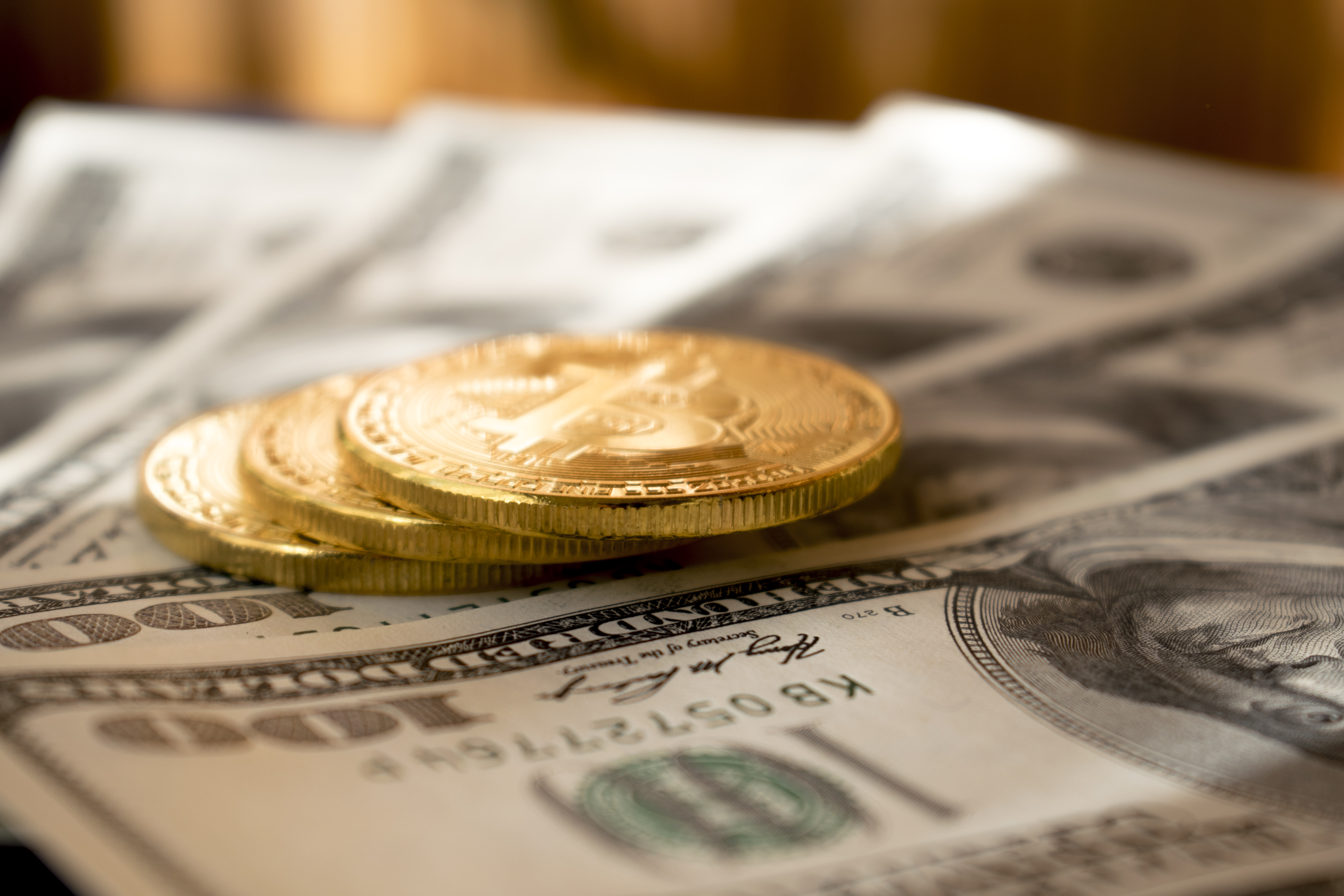 Investasi emas mudah dicairkan ke uang tunai.