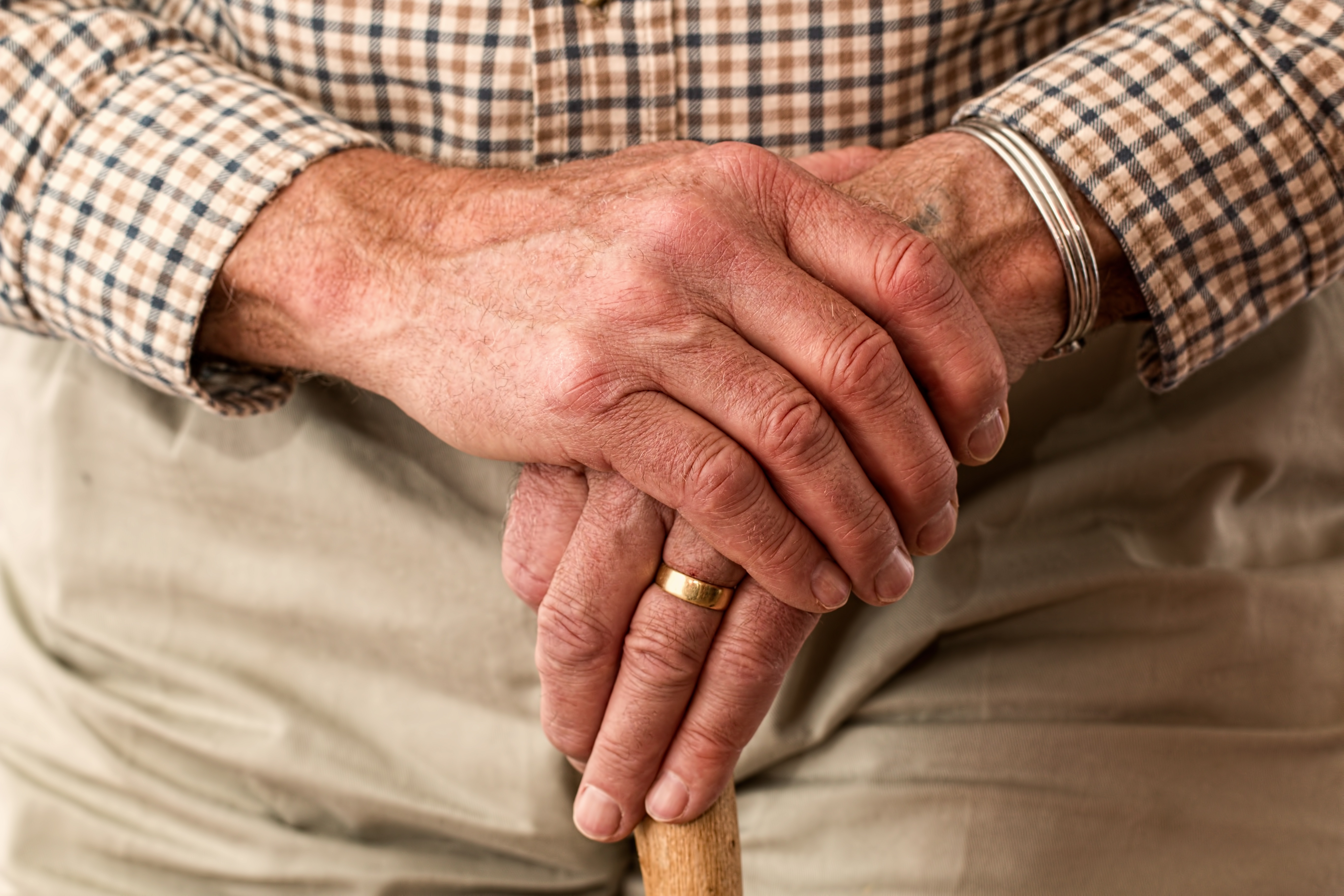 Miliki jaminan finansial yang aman di masa tua dengan asuransi pensiun