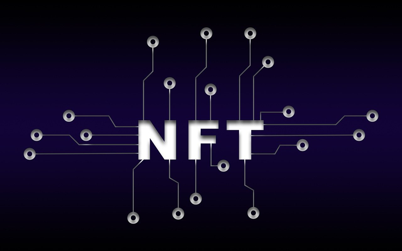 NFT aset kripto yang unik dan otentik dipasarkan melalui blockchain