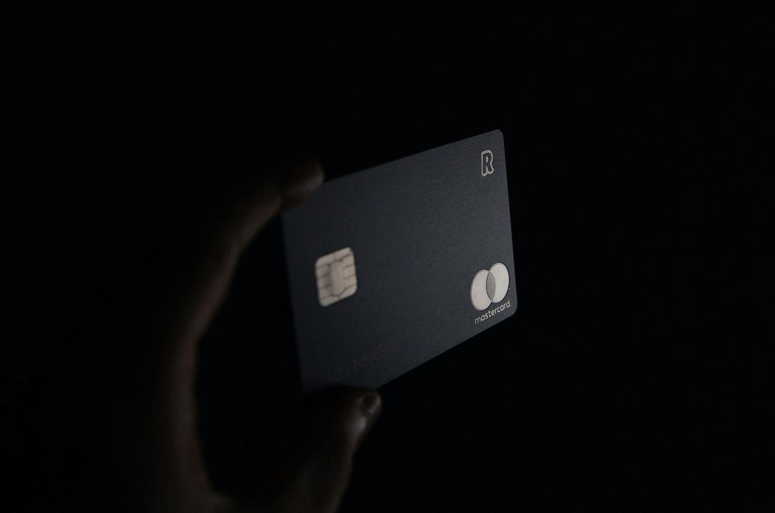 4 เครือบัตรเครดิตและบัตรกดเงินสด ที่ปรับลดอัตราการผ่อนชำระเพื่อเยียวยาลูกหนี้ในช่วงนี้!​